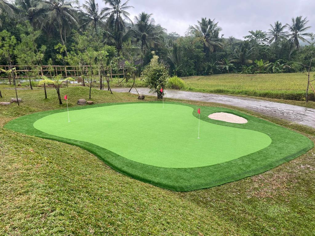 Lapangan Mini Golf