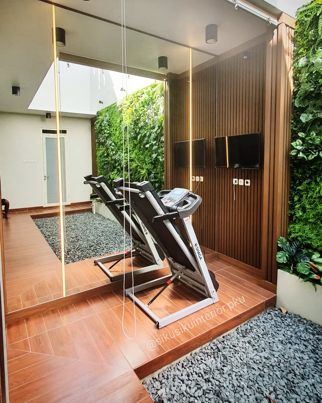 Vertical Garden Indoor